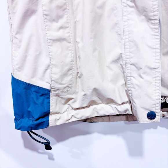 HELLY HANSEN – Beige waterproof jacket | Lightweight outdoor coat | Small * - Picture 8 of 11